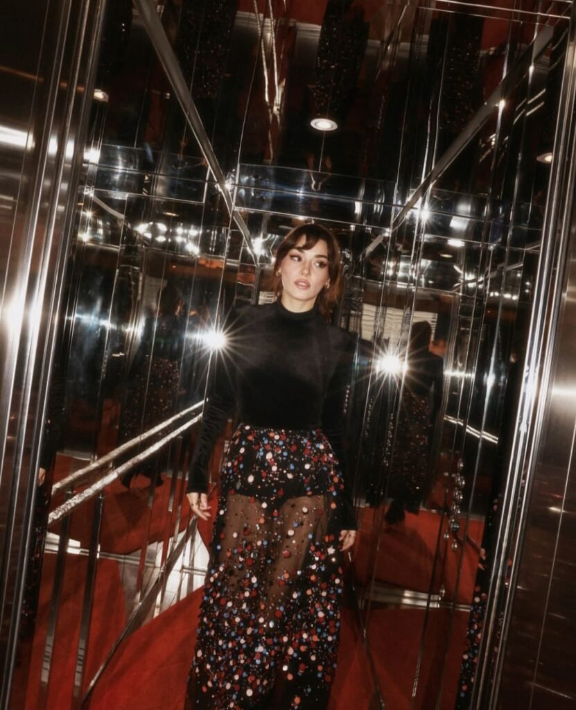 النجمة التركية هاندا ارتشل Hande Erçel