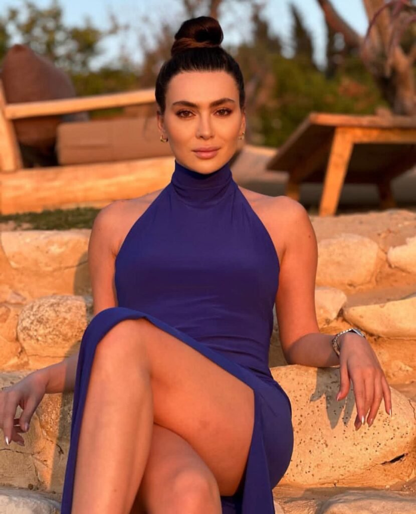 أجمل إطلالات الممثلة ستيفاني صليبا